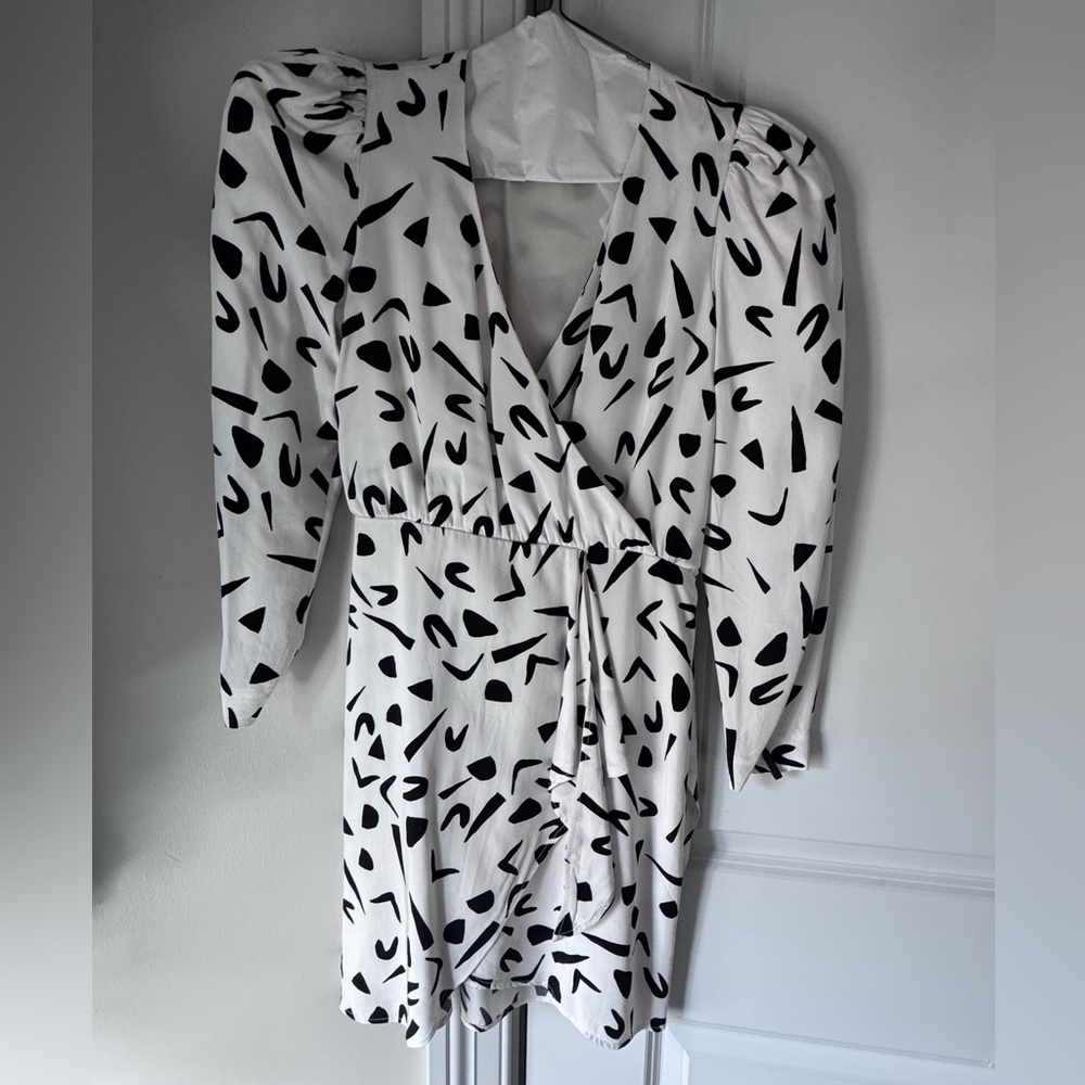 & Other Stories Monochrome Abstract Long Sleeve Dress